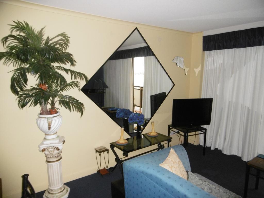 Trafalgar Towers Maroochydore Habitación foto
